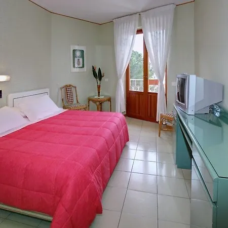 Perla Del Golfo 3* Терразини
