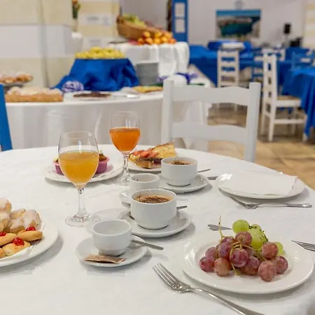 Perla Del Golfo Otel