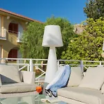 Perla Del Golfo Otel 3*