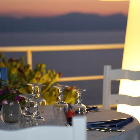 Perla Del Golfo Hotel