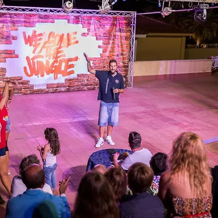 Perla Del Golfo Hotel 3*