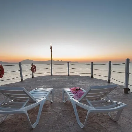 Perla Del Golfo Hotel 3*