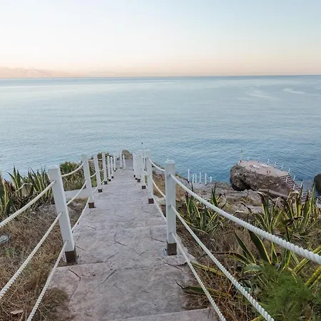 Perla Del Golfo Hotel 3*