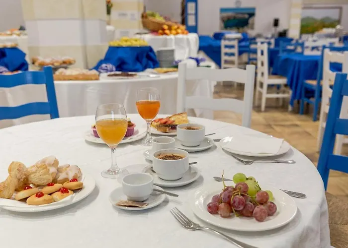 Perla Del Golfo 酒店