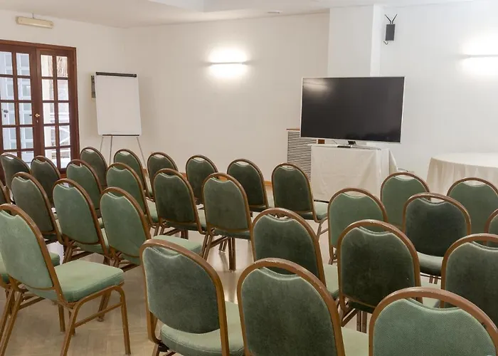 Perla Del Golfo 酒店