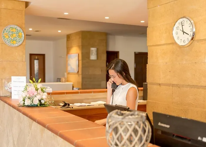 Perla Del Golfo 酒店