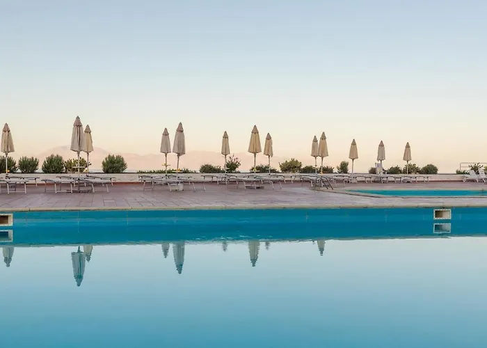 酒店 Perla Del Golfo 3*