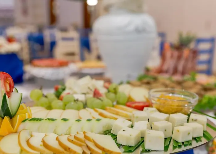 Perla Del Golfo 3* 泰拉西尼